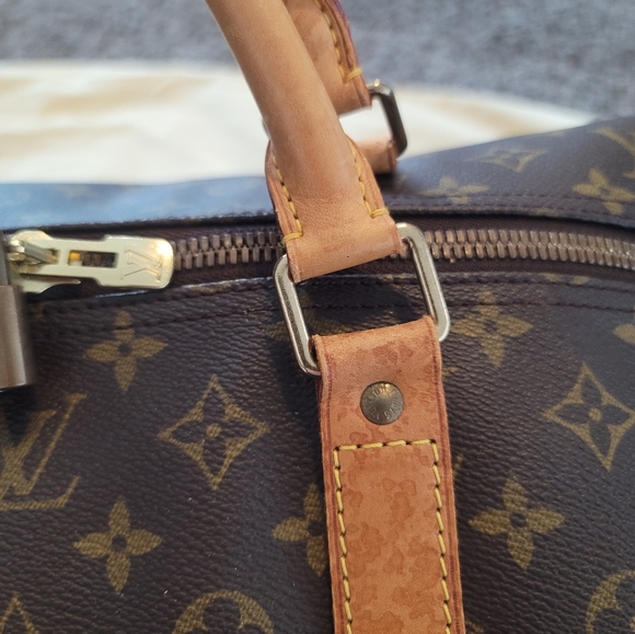 Louis Vuitton Keepall 60 - Picture 9 of 16